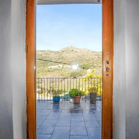 Hébergement de vacances 4 Bedroom Gorgeous In