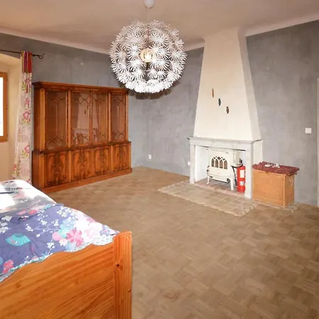 Hébergement de vacances 4 Bedroom Gorgeous In *